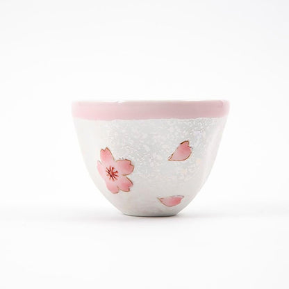 【made in japan】
Arita Porcelain Pink Cherry Blossom Tea Cup, Hand-Painted, Rainbow Cherry Design, Small Sencha Bowl by Takasumi Kiln, Ideal for Green Tea or Herbal Infusions.