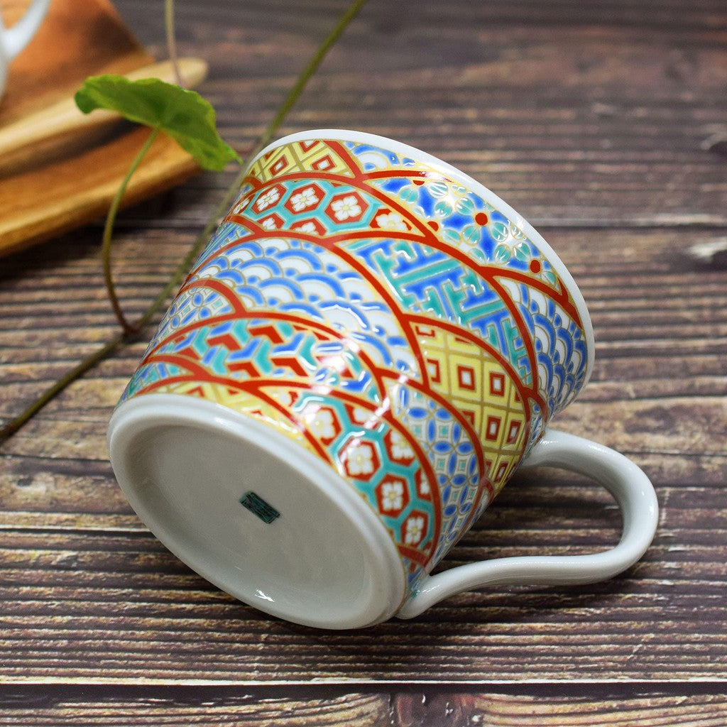 "Waza no Kura Kutani Porcelain Mug with Gold Patterns - Premium Japanese Tableware, High-Quality Ceramics - Perfect Gift for 60th Birthday Celebrations."chaware