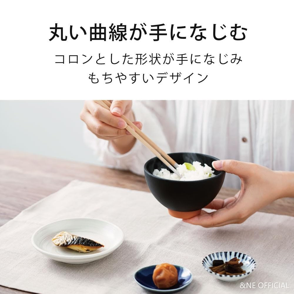 【made in japan】
&NE Mino Ware Red Clay Tea Bowl HARE & KE in Black, 11cm Diameter x 7cm Height, Made in Japan, Dishwasher Safe, Matte Finish, Stylish Design, Model NAW-193-BK