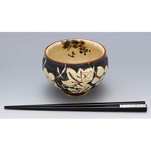 【made in japan】
Mino Ware Takumi Komiko Generous Bowl with Mouse Shino Grape Design - Perfect for Serving and Dining, Ideal for Traditional Japanese Cuisine