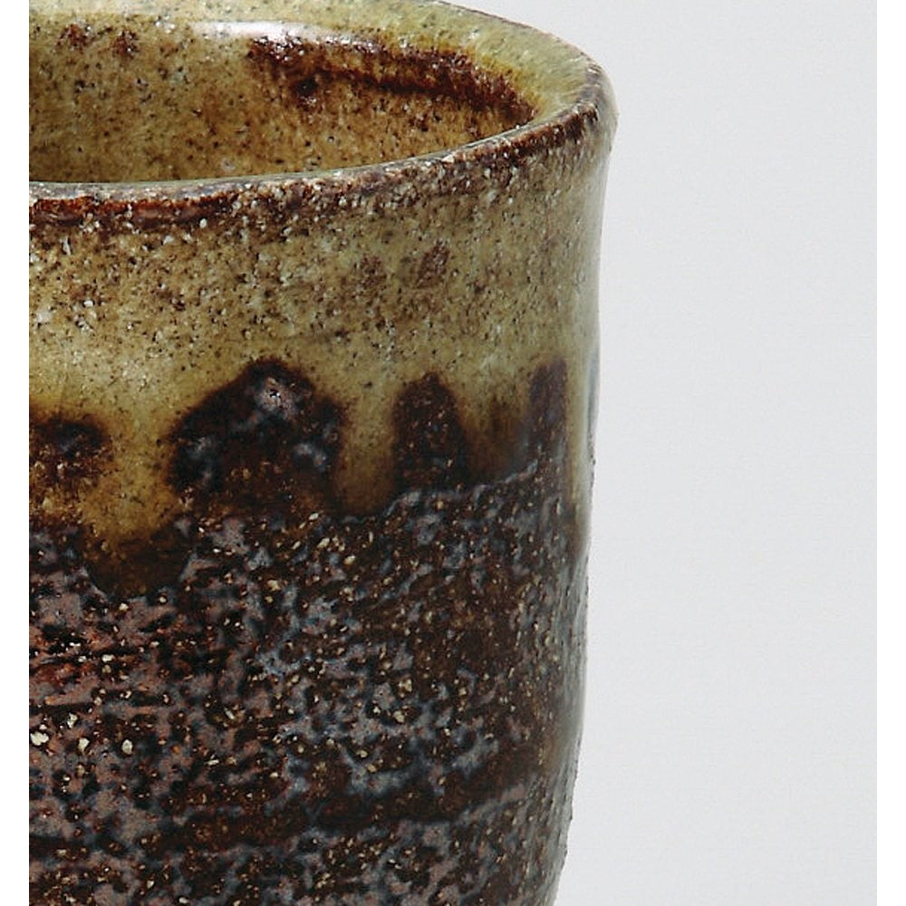 【made in japan】Sōhō Kiln Black Shigaraki Yūnomi Brown Tea Cup, Long Size, Approximately φ7×8cm, Model 491-07-563 - Perfect for Traditional Japanese Tea Ceremonies.