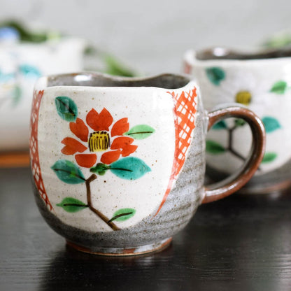 Stylish Japanese Kutani Porcelain Mug Pair Set with Komainu Design - Premium Quality Tableware, Made in Japan, Perfect for Gifts or Home Use