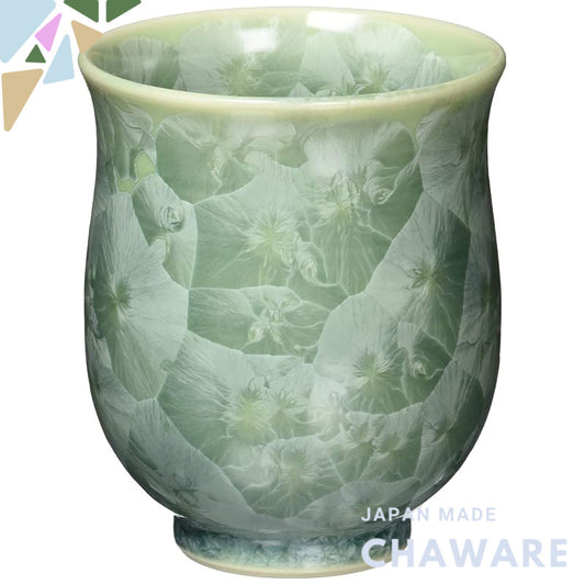 【made in japan】
Kyoto Yaki Kiyomizu-yaki Ceramic Teacup, Large Size, Flower Crystal Design (Green), Model TOUA170-01 - P