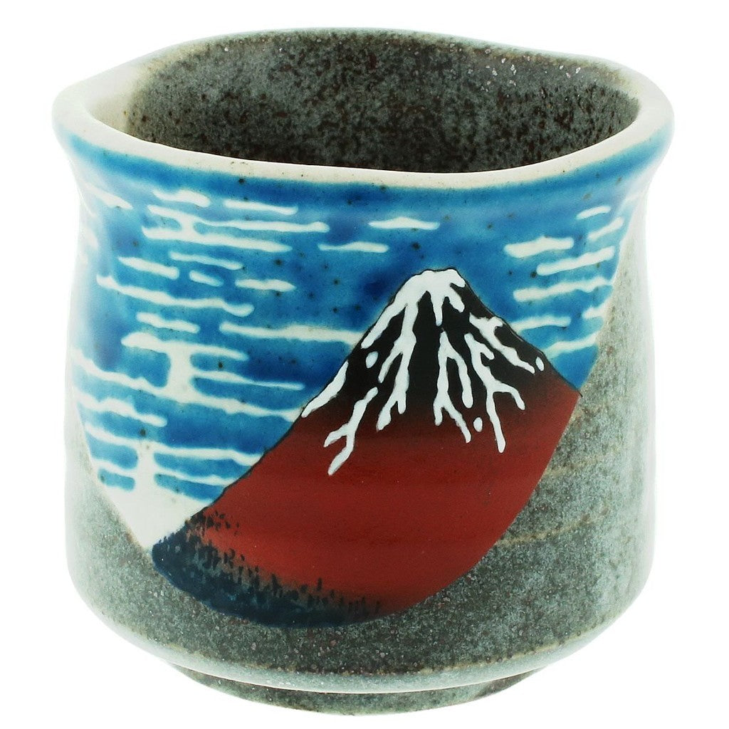 Kutani Ware Large Teacup - Hokusai "South Wind, Clear Sky" K9-726, a perfect blend of traditional craftsmanship and artistic elegance for tea lovers. Teacup