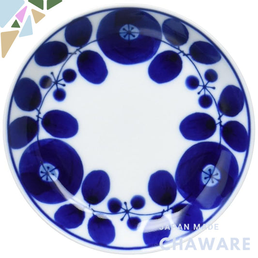 Blue Floral Wreath Plate by Hakusan Porcelain, 11cm Diameter, Made in Japan, Hasami Ware, Perfect for Serving and Displa