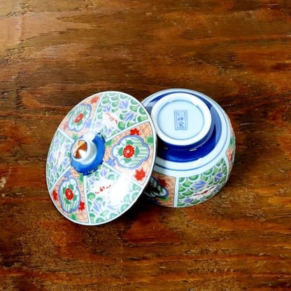 【made in japan】
Yuki Romance: Luxurious Arita Ware in Traditional Imari Style with Tea Cup and Saucer Set - Elegant Design Made in Japan