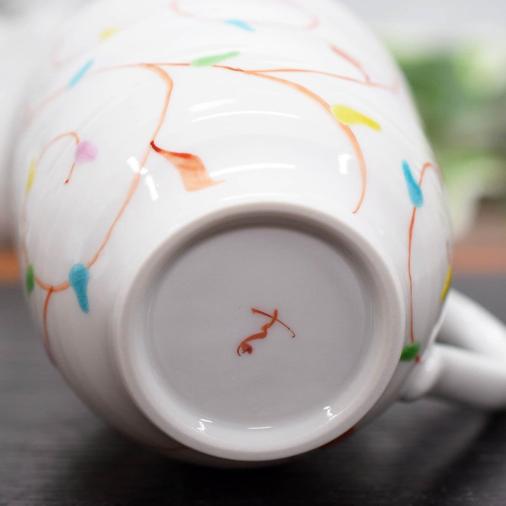 Stylish Kutani-yaki Mug with Elegant Arabesque Design, High-Quality Ceramic, Premium Japanese Dinnerware, Perfect Gift for Tea or Coffee Lovers