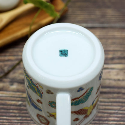 Waza no Kura Kutani Ware Mug - Takara Zukushi Design, Premium Ceramic Tableware, Japanese Made, Ideal for Birthday Gifts, High-Quality Brand, Unique Kitchenware.chaware