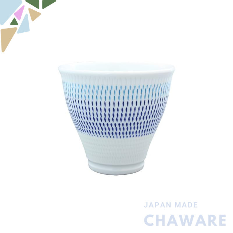 【made in japan】
Hasami Porcelain Isshin Kiln Colorful Kanna Tea Cup Blue 02-206 – Elegant Japanese Ceramics for Tea Love