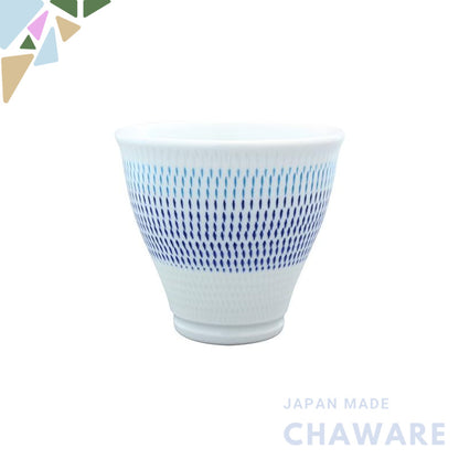 【made in japan】
Hasami Porcelain Isshin Kiln Colorful Kanna Tea Cup Blue 02-206 – Elegant Japanese Ceramics for Tea Love