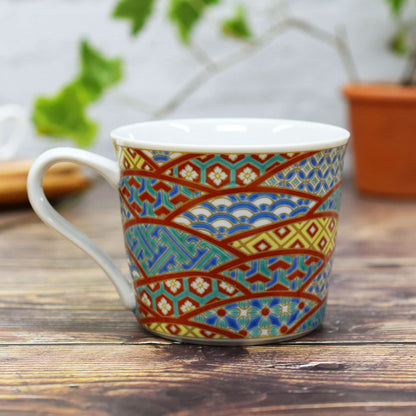 "Waza no Kura Kutani Porcelain Mug with Gold Patterns - Premium Japanese Tableware, High-Quality Ceramics - Perfect Gift for 60th Birthday Celebrations."chaware