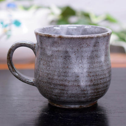 Stylish Kutani Ware Mug by Yoshidaya Featuring Peony Design - Premium Quality Japanese Ceramic Tableware, Perfect for Elegant Dining Experiences.chaware