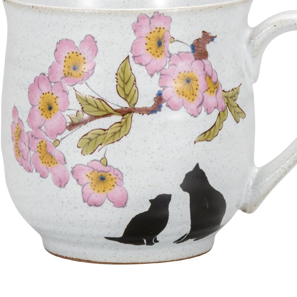 Kutani Porcelain Iwataya Sakura and Cat Design Mug K8-836 – Beautifully Crafted Japanese Ceramics for Tea and Coffee Loverschaware