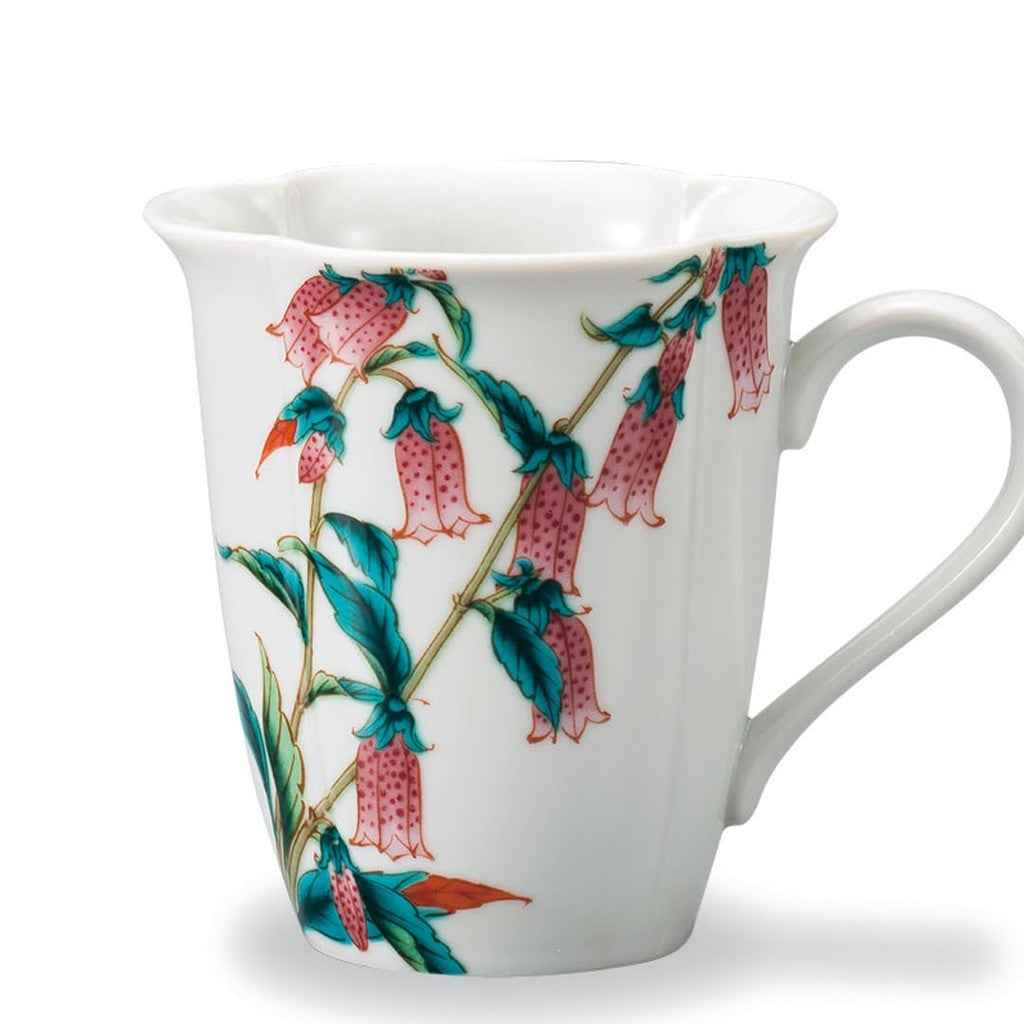 Kutani Ware Iwataya "Japan's Proud Beautiful Four Seasons" Mug – Firefly Bag (August) AP7-5162, a stunning piece showcasing Japan's seasonal beauty in exquisite craftsmanship. Perfect for collectors!