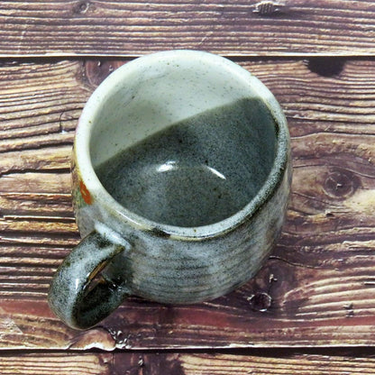 Stylish Kutani Ware Mug with Kinka Design - High-Quality Ceramic Tableware, Premium Japanese Brand, Made in Japan. Perfect for Tea or Coffee Lovers!chaware