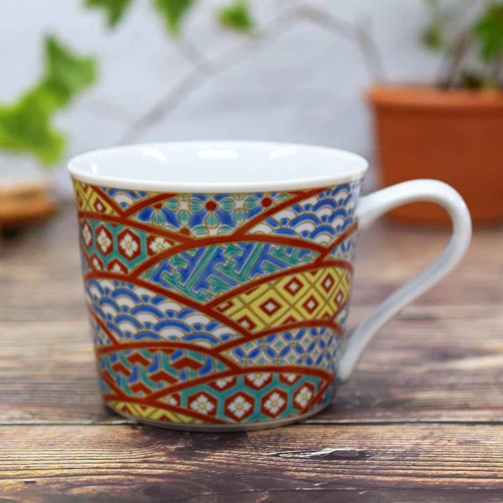 "Waza no Kura Kutani Porcelain Mug with Gold Patterns - Premium Japanese Tableware, High-Quality Ceramics - Perfect Gift for 60th Birthday Celebrations."chaware