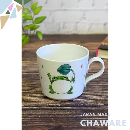 Stylish Kutani Ware Frog Mug - High-Quality Japanese Porcelain Tea Cup, Elegant Tableware, Perfect for Unique Gift or Ho