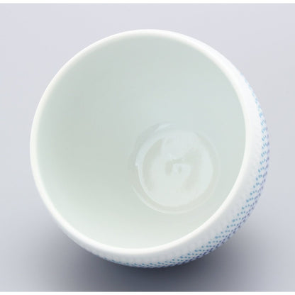 【made in japan】
Hasami Ware Isshin Kiln Colorful Kanna Round Cup Blue 22-028 - Elegant Japanese pottery perfect for tea or coffee enjoyment.
