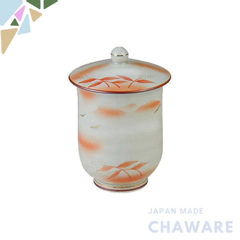 【made in japan】
Stylish Yunomi Tea Cup with Lid - Arita Ware Japanese Porcelain, Size: Φ7.2x10.8 cm, Perfect for Tea Lov