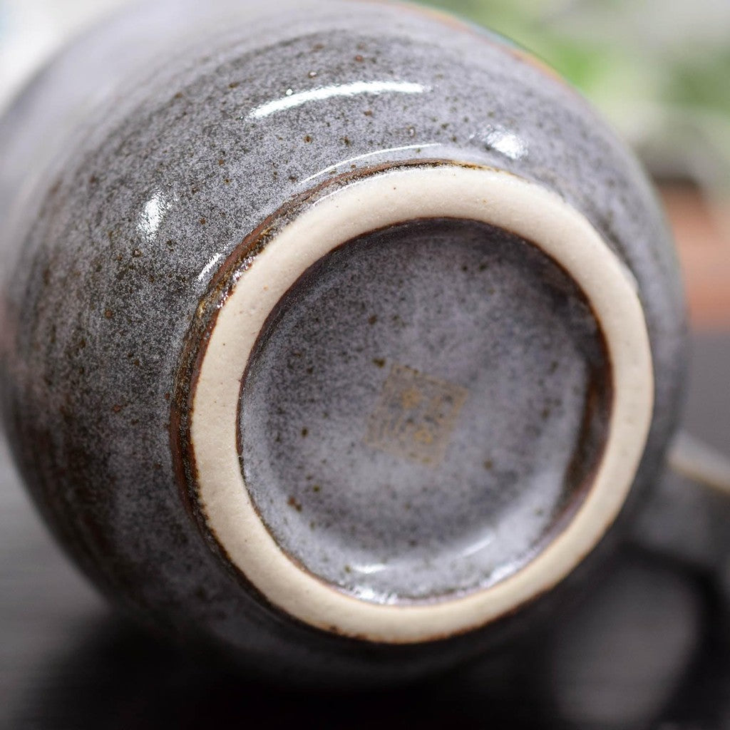 Stylish Kutani Ware Mug by Yoshidaya Featuring Peony Design - Premium Quality Japanese Ceramic Tableware, Perfect for Elegant Dining Experiences.chaware