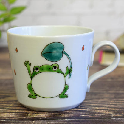 Stylish Kutani Ware Frog Mug - High-Quality Japanese Porcelain Tea Cup, Elegant Tableware, Perfect for Unique Gift or Home Decoration.chaware
