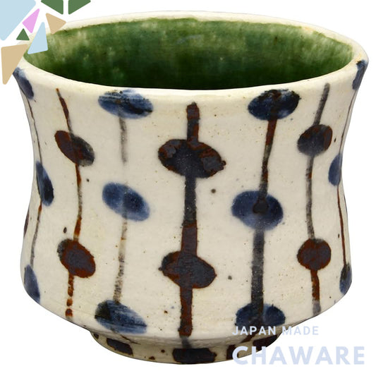 【made in japan】
Mino Ware "Nakagaki Renji" Oribe Pleated Drum-Shaped Tea Cup, Sencha Bowl, Approx. Diameter 9cm x Height