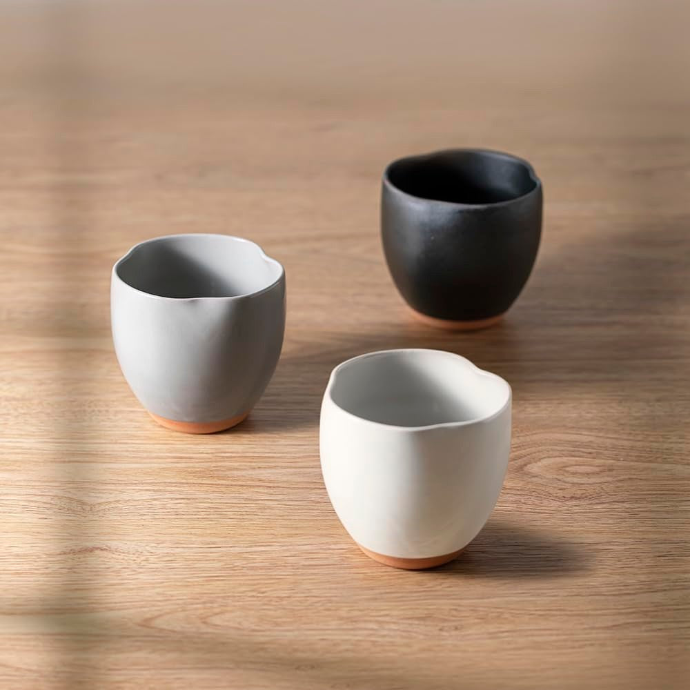 【made in japan】
&NE Mino Ware Red Clay 3 Peko Cup Hare and Ke Mouse Approximate Capacity 230ml Teacup Made in Japan Pottery Teacup NAW-331-GY