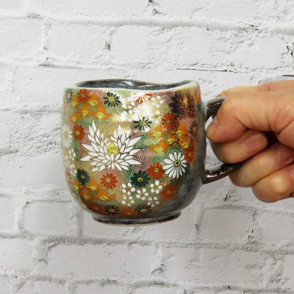 Stylish Kutani Ware Mug with Kinka Design - High-Quality Ceramic Tableware, Premium Japanese Brand, Made in Japan. Perfect for Tea or Coffee Lovers!chaware