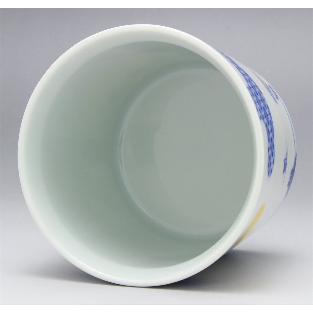 【made in japan】
Arita Porcelain ZOA Daily Cup SANSUI OZ022 - Elegant and Functional Tableware for Everyday Use, Perfect for Coffee or Tea.