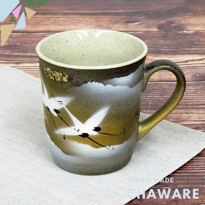 Stylish Japanese Kutani Ceramic Mug with Gold Leaf Crane Design - Premium Quality Tableware, Brand New, Made in Japan.ch