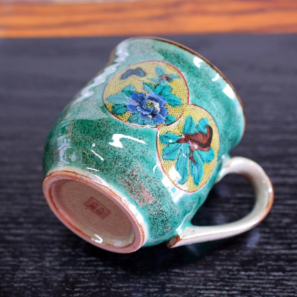 Stylish Kutani Ware Green Round Pattern Mug by Wazano Kurak, Premium Japanese Tableware, Perfect for Birthdays and Special Occasions, High-Quality Brand.chaware
