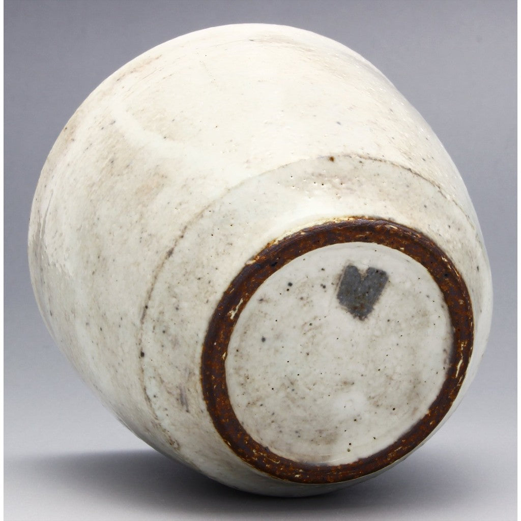 【made in japan】
Mino Ware "Ono Shigeho" Waist-turned Teacup, 180ml Capacity, Made in Japan, Stoneware Tea Cup, Rustic Powder-Glazed Finish, 134-0007