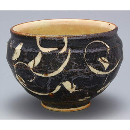 【made in japan】
Mino Ware Takumi Komiko Generous Bowl with Mouse Shino Grape Design - Perfect for Serving and Dining, Ideal for Traditional Japanese Cuisine