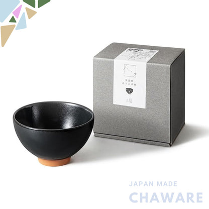【made in japan】
&NE Mino Ware Red Clay Tea Bowl HARE & KE in Black, 11cm Diameter x 7cm Height, Japanese Made, Dishwashe