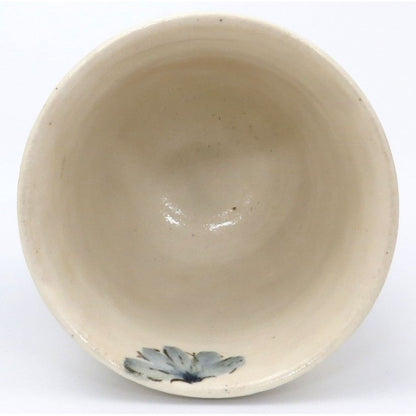 【made in japan】
Arita-yaki Higashihara Kiln Cosmos (Cosmos) Large Tea Cup 47361 - Handcrafted Japanese ceramic tea cup for tea lovers, perfect for all occasions.