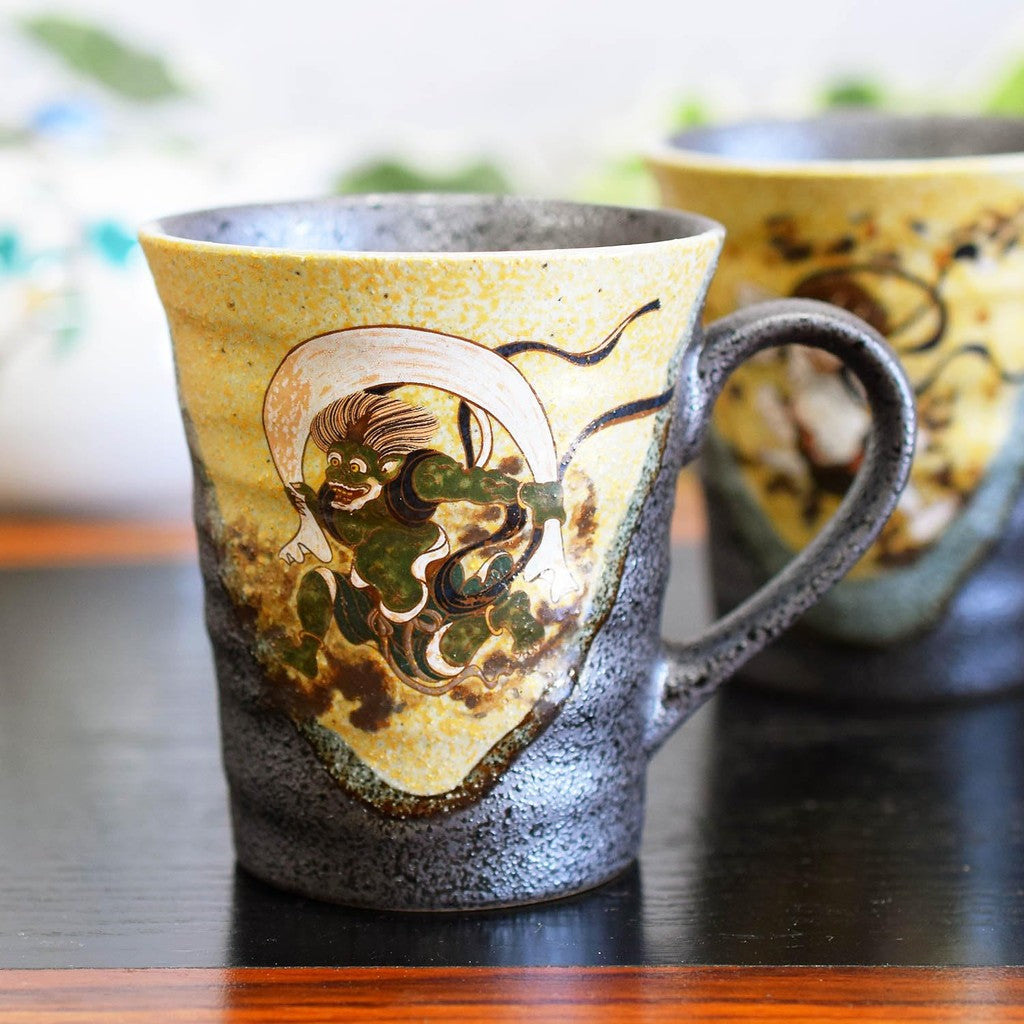 Stylish Kutani Ware Pair Mug Set - Kuro-Akira Design, High-Quality Kutani Porcelain, Japanese Imported Tableware, Perfect for Gourmet Experience.
