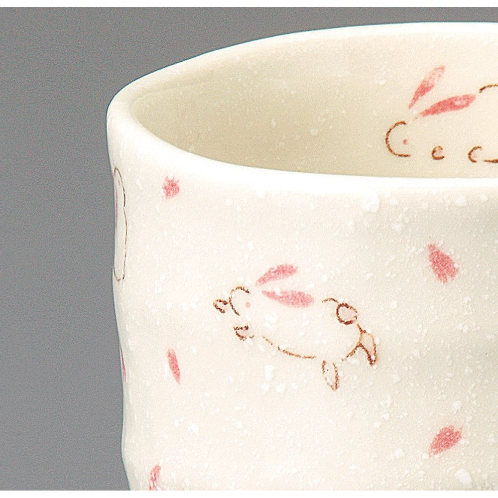 【made in japan】Sōhōyama Sushi Tea Cup with Hopping Rabbit Design, Pink, Dimensions: φ8.5x9cm, Perfect for Enjoying Sushi and Tea. Model Number: 488-11-463.