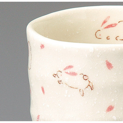 【made in japan】Sōhōyama Sushi Tea Cup with Hopping Rabbit Design, Pink, Dimensions: φ8.5x9cm, Perfect for Enjoying Sushi and Tea. Model Number: 488-11-463.