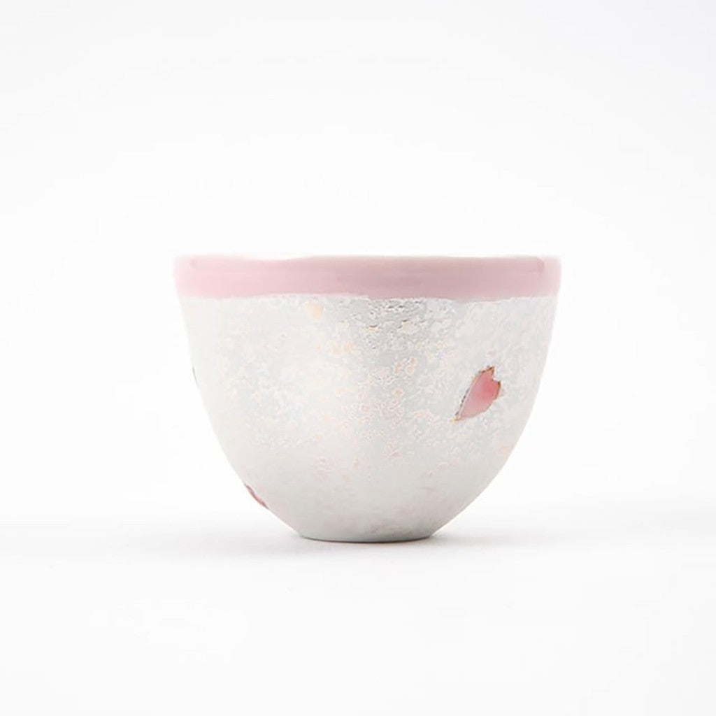 【made in japan】
Arita Porcelain Pink Cherry Blossom Tea Cup, Hand-Painted, Rainbow Cherry Design, Small Sencha Bowl by Takasumi Kiln, Ideal for Green Tea or Herbal Infusions.