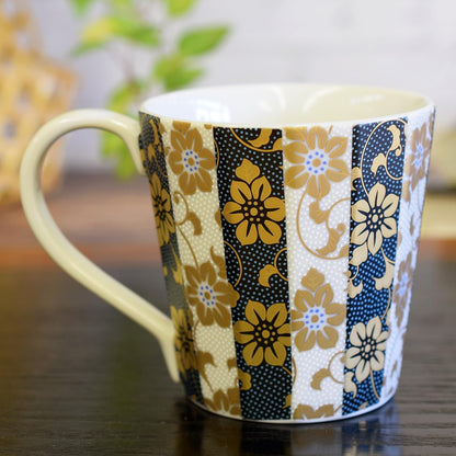 Stylish Kutani Ceramics Mug with Blue and White Patterns, High-Quality Japanese Pottery, Elegant Tableware for Home and Gifts.chaware