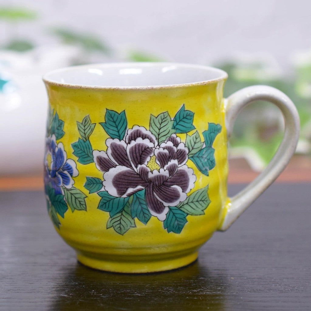 Stylish Kutani Porcelain Mug by Yoshidaya, Featuring Peony Design - Premium Quality Japanese Tableware, Perfect for Your Home Collection.