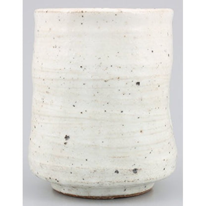【made in japan】
Mino Ware "Ono Shigeho" Tea Cup, 270ml Capacity, Iron Powder Finish, White, Made in Japan, Perfect for Tea and Everyday Use, Stylish and Durable, Product Code: 134-0031