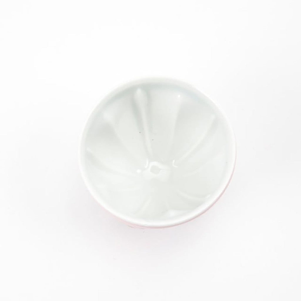 【made in japan】
Arita Porcelain Pink Cherry Blossom Tea Cup, Hand-Painted, Rainbow Cherry Design, Small Sencha Bowl by Takasumi Kiln, Ideal for Green Tea or Herbal Infusions.