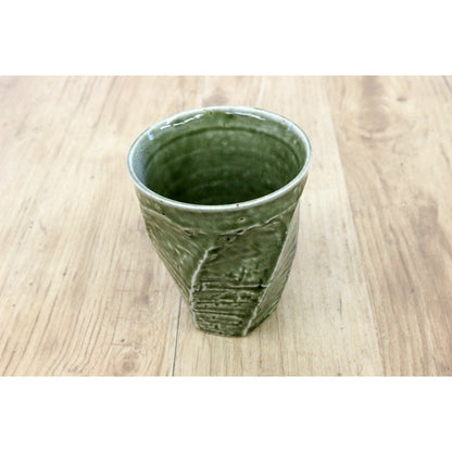 【made in japan】Mino Ware Japanese-style Cafe Series Roughly Chiseled Twisted Free Cup in Green Color Splash, Model MZ-0567. Perfect for tea or coffee!