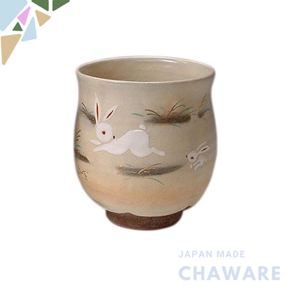 【made in japan】
Kyoto Kyo-yaki Kiyomizu-yaki Hanagetsu Kiln Large Rabbit Tea Cup UGU737-01 - Elegant Traditional Japanes
