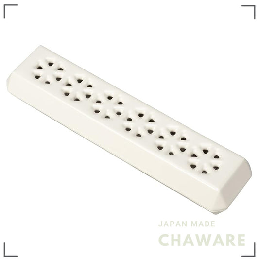 Sunmany Arita-yaki lay-flat incense plate - Made in Japan, cream, compact 5×20×3cm, easy-clean