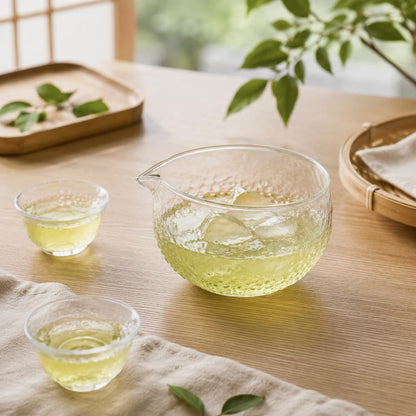 450ml Heat-Resistant Glass Pouring Bowl with Spout, Hammered Texture, Sakura Pattern for Matcha Tea