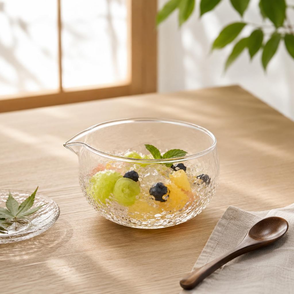 450ml Heat-Resistant Glass Pouring Bowl with Spout, Hammered Texture, Sakura Pattern for Matcha Tea