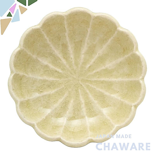 Seto Ware "Kikuka" Chrysanthemum 9cm Small Plate – Japanese Ceramic Dish