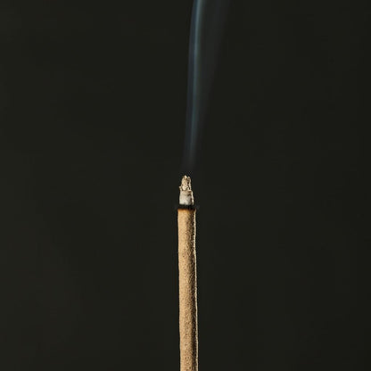 100% Natural Incense Sticks – 10.5cm (Approx. 50) Low-Smoke, Additive-Free with Holder – Agarwood, Sandalwood & Kampo Herbal Blends – Chemical-Free, Pregnancy/Baby/Pet Friendly Indoor Purification